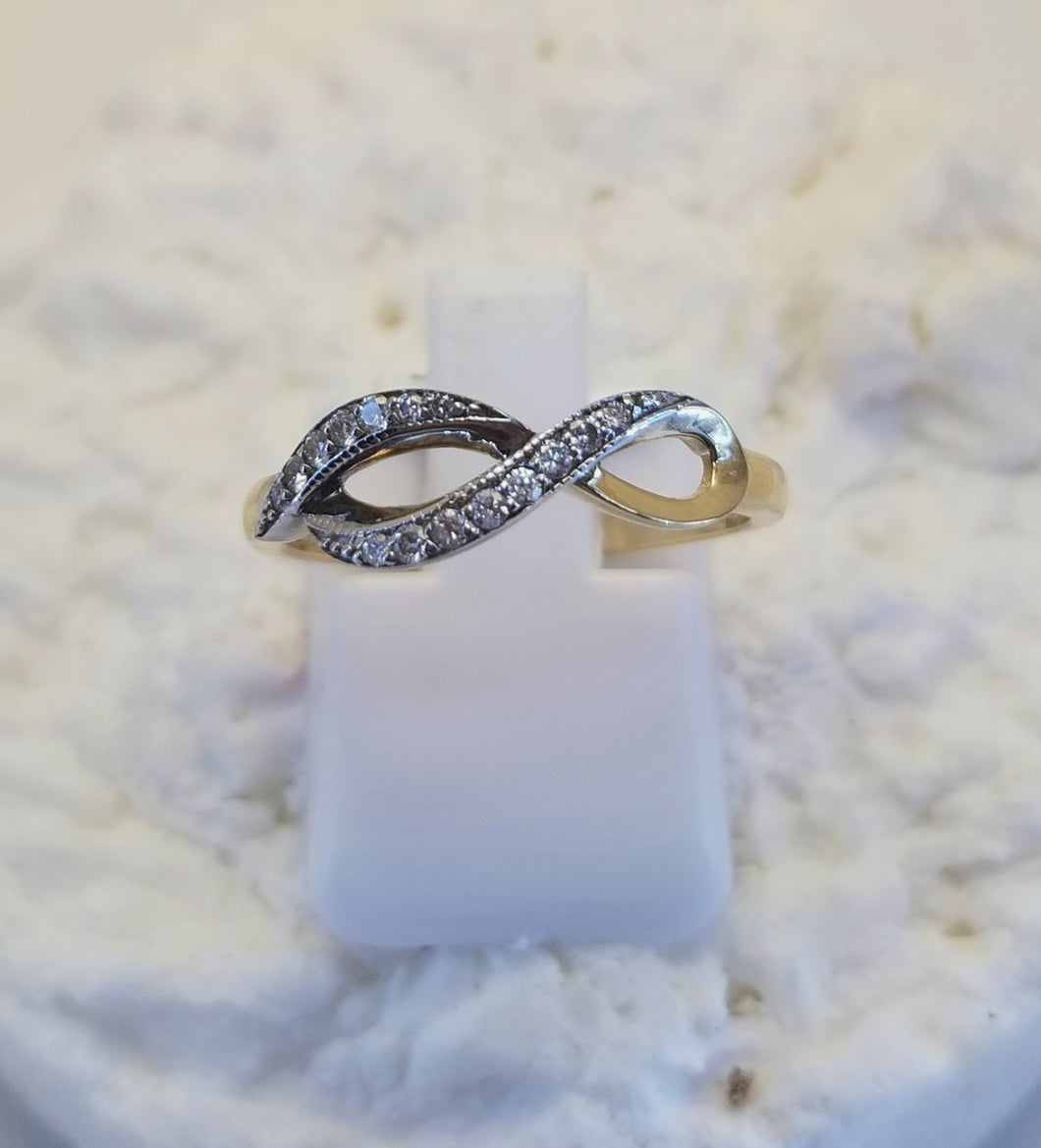 14k Gold Yellow & White Infinity Ring With Diamonds