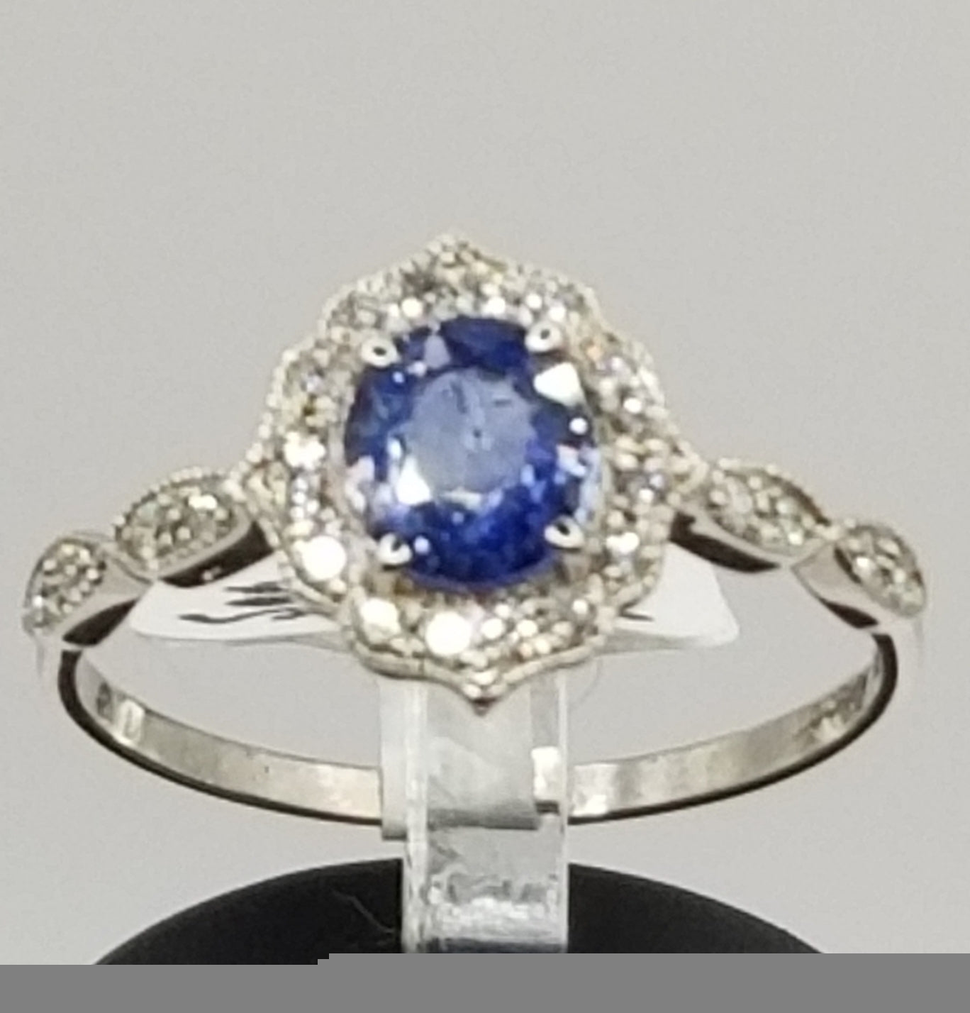 14k Blue Sapphire & Diamond Ring