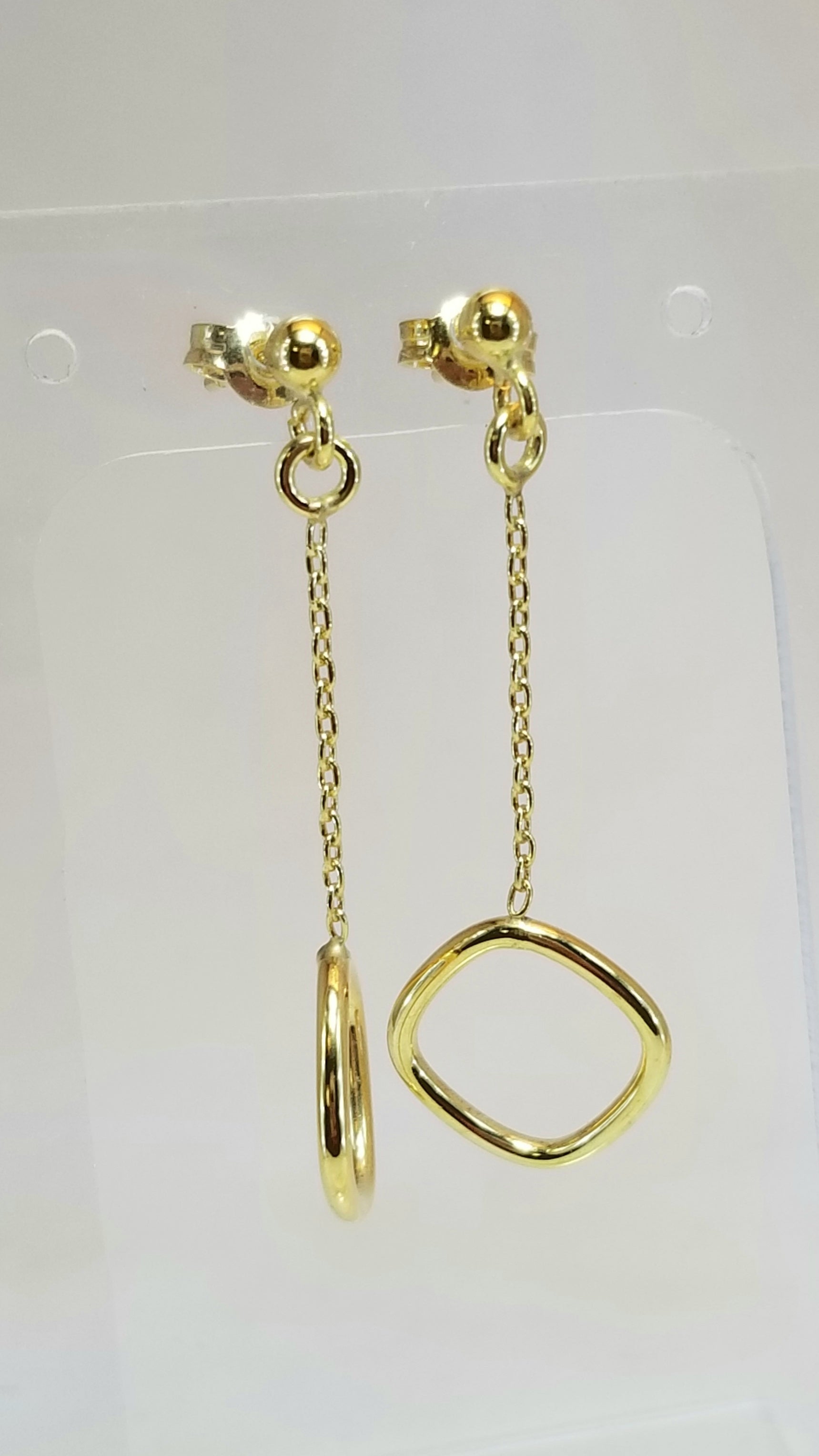 10k Chain Dangle earrings